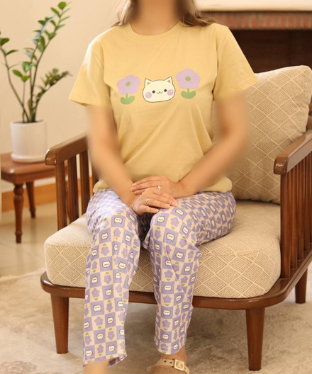 ست تیشرت شلوار خانگی زنانه نخی طرح عروسکی