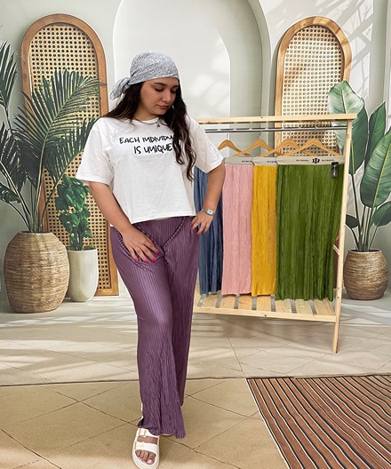 شلوار زنانه ساتن پلیسه