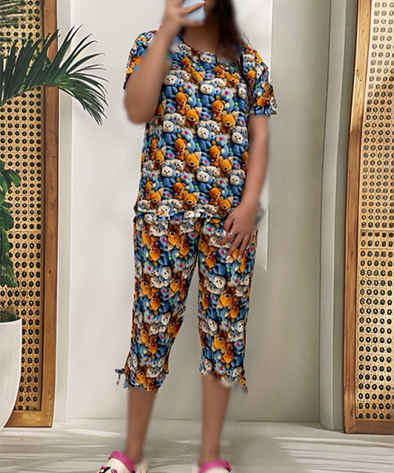 ست زنانه تیشرت و شلوار برمودا سه بعدی